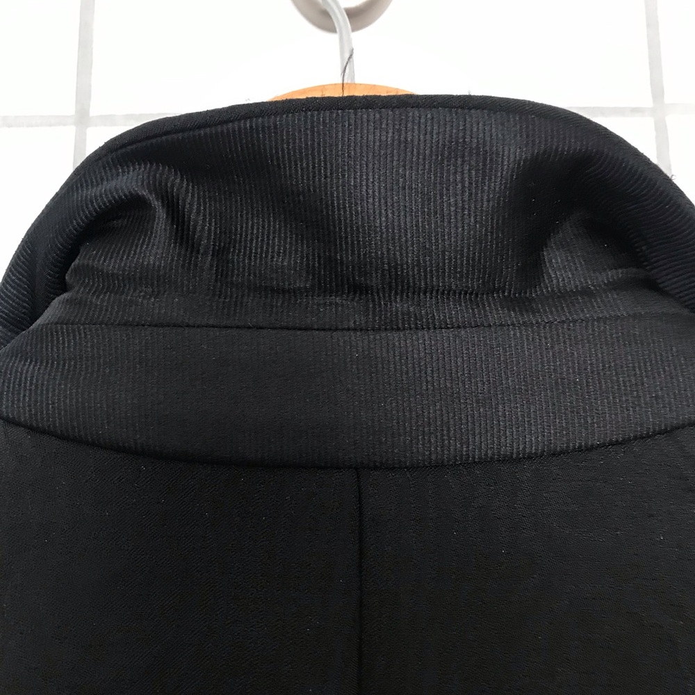 Giorgio Armani Silk Tailored Blazer - Picture 12 of 16